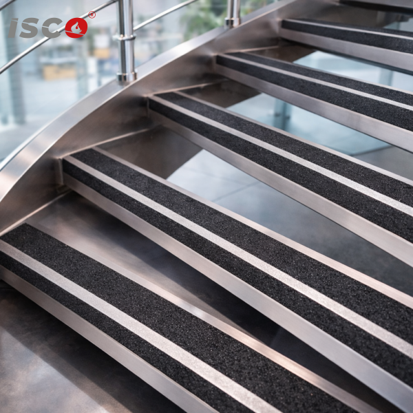 شريط مانع للانزلاق