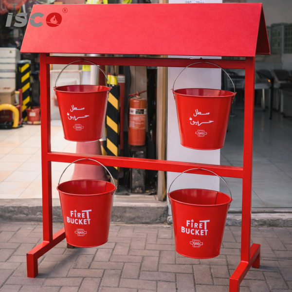 طقم سطول حريق مع حامل ومظلة